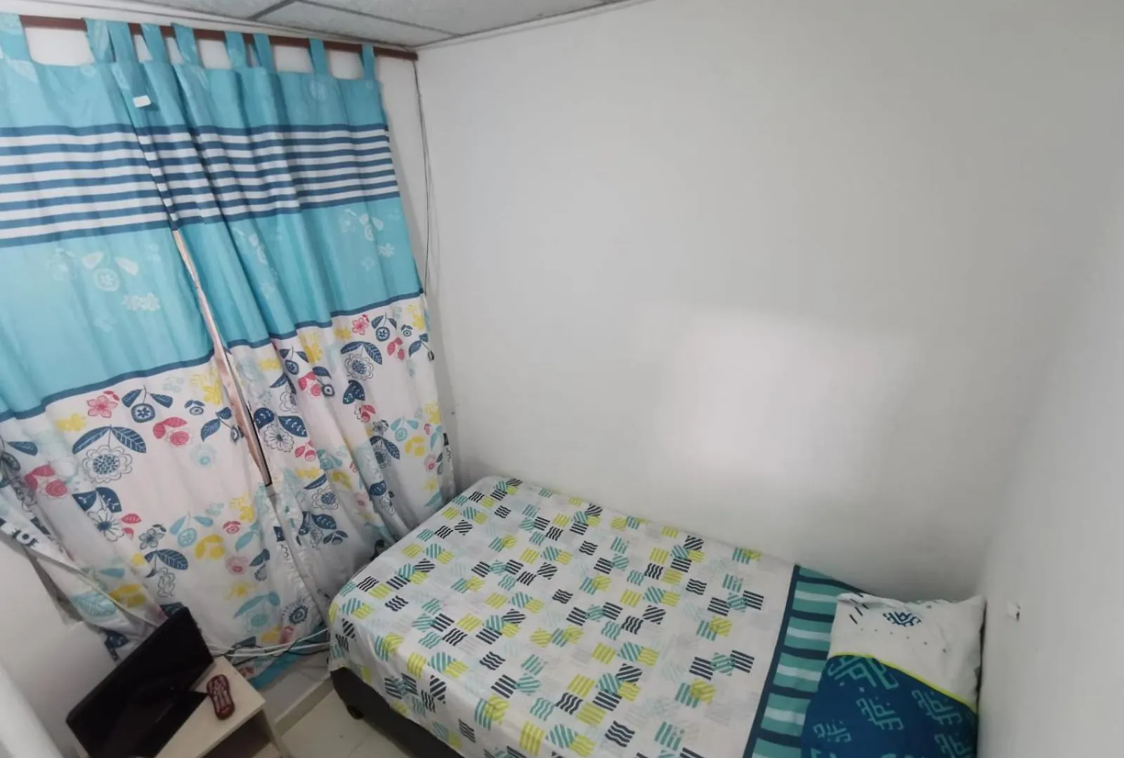 Homestay Habitacion Mini Cali